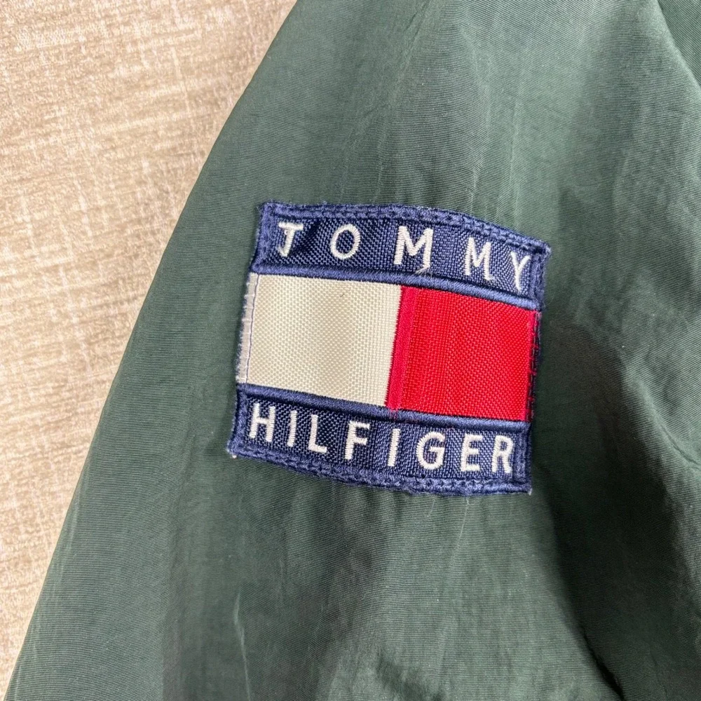 Vintage Tommy Hilfiger Windbreaker Jacket Green XL Spellout Logo 90s Sailing
